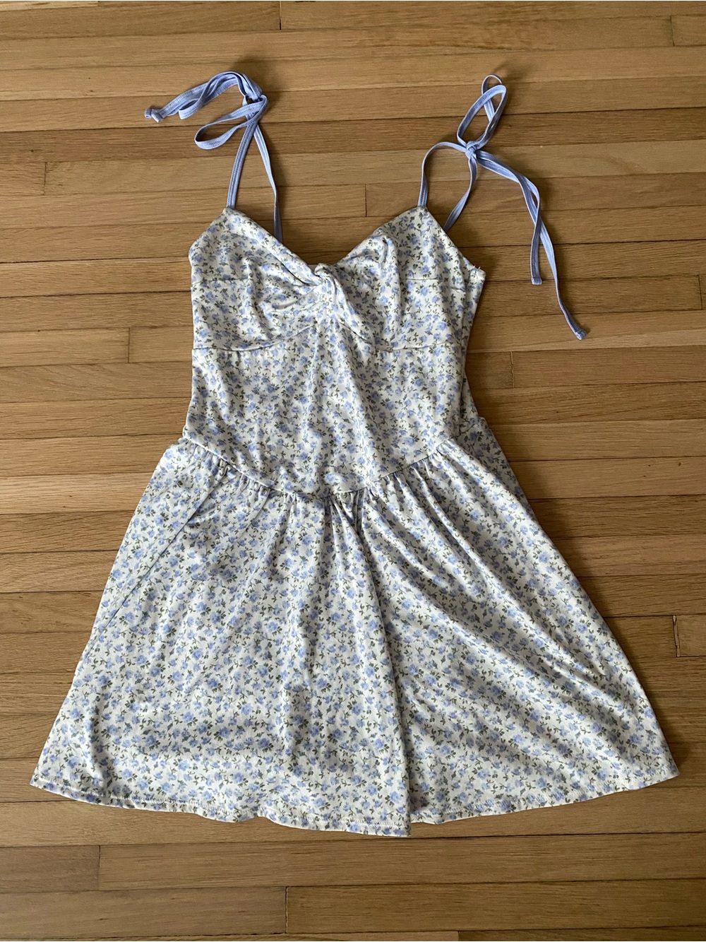 Hollister Blue Ditsy Floral Tie-Shoulder Romper